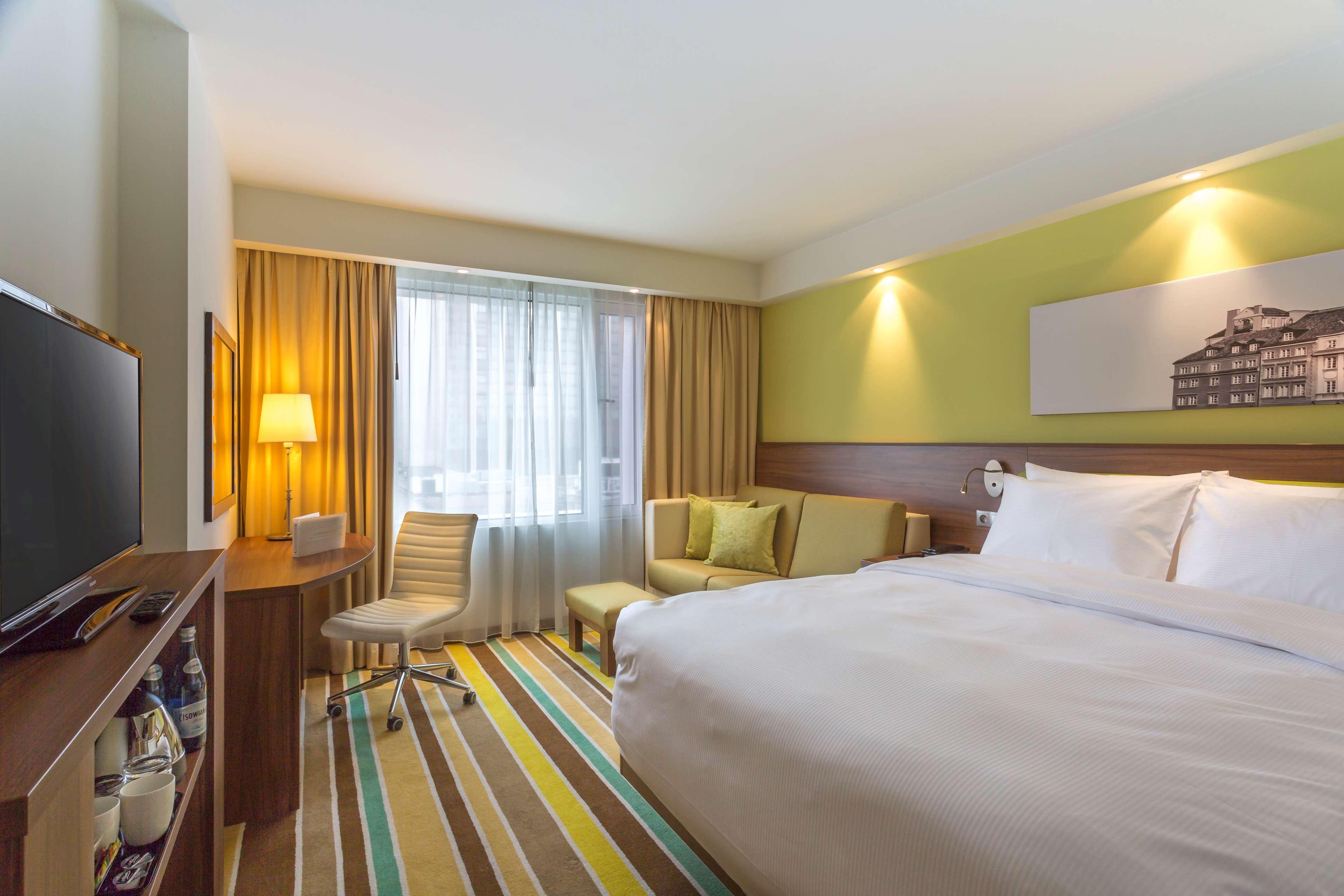 Hampton By Hilton Warsaw City Centre Hotell Exteriör bild